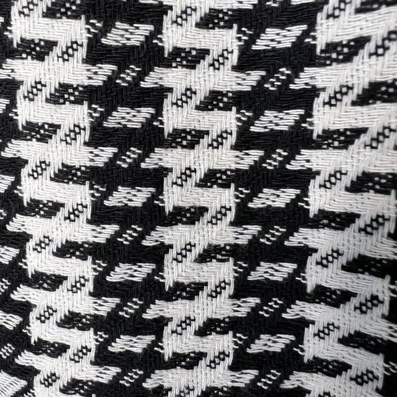 Zara Skirt Womens Size Large Black & White Tweed Plaid Ruffle Houndstooth Pencil - Picture 7 of 14